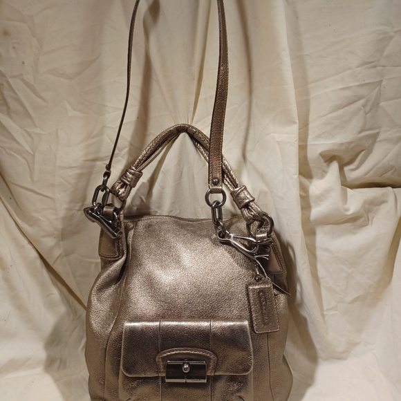 Coach Handbags - Coach shoulder bag
